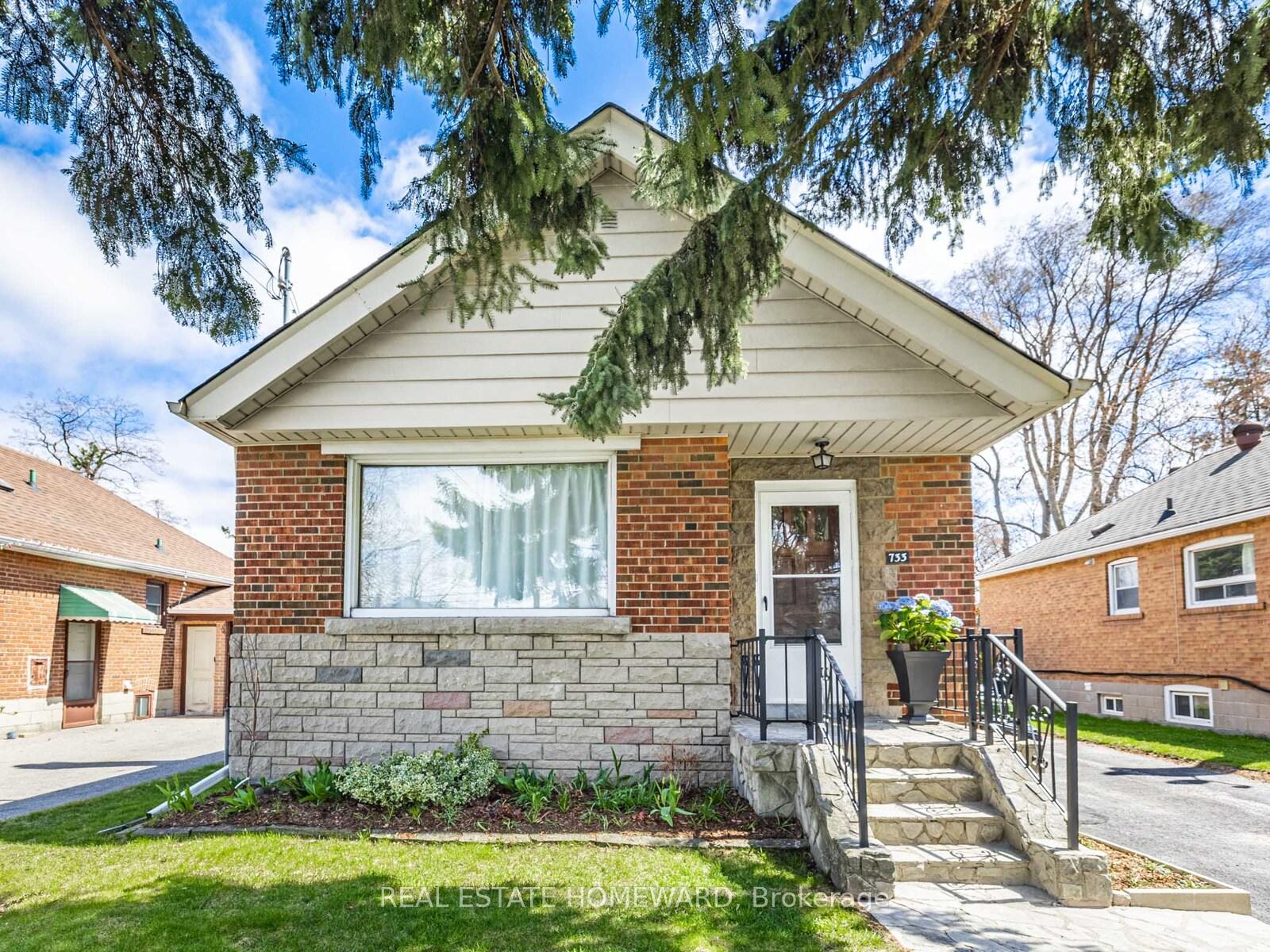 733-pharmacy-avenue-scarborough-ontario-e12351771