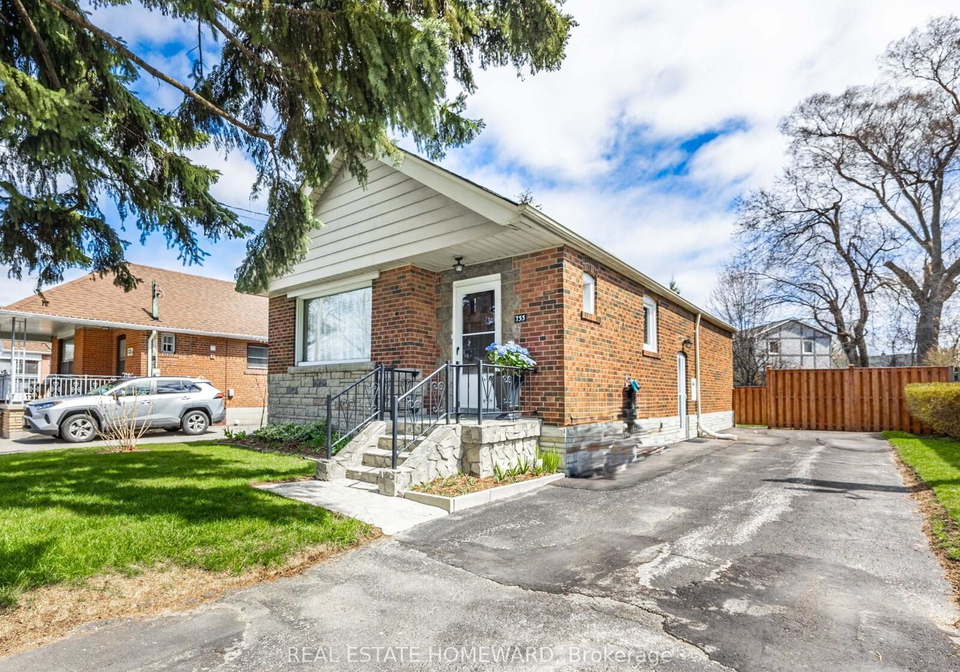 733-pharmacy-avenue-scarborough-ontario-e12351771