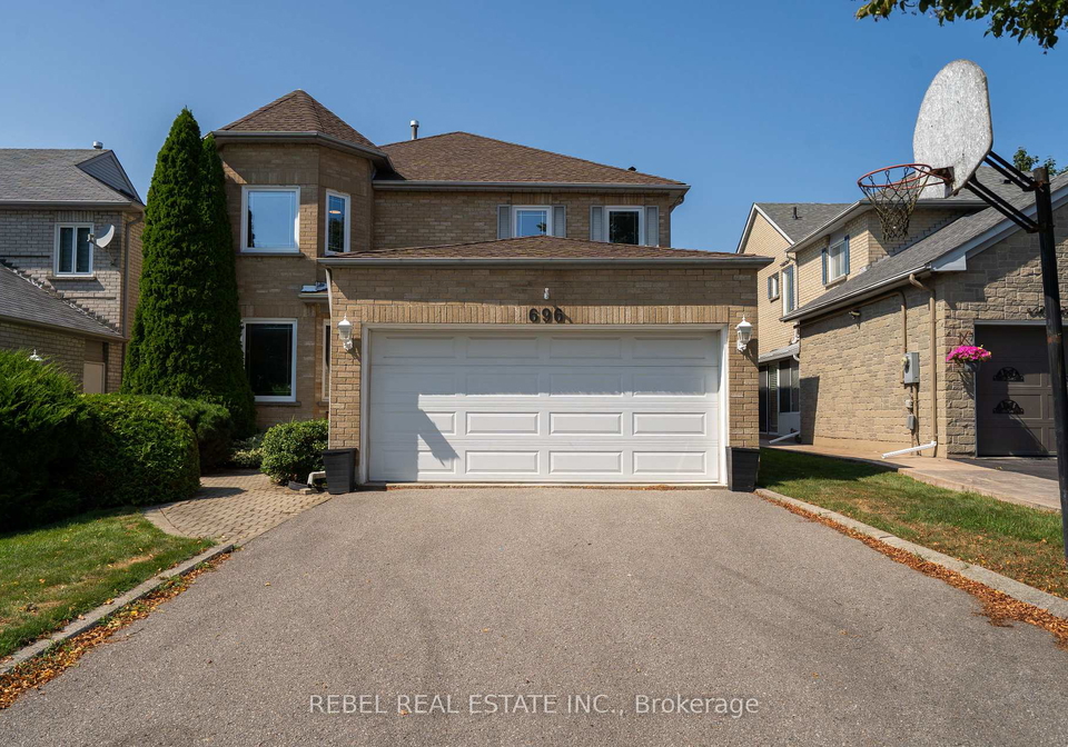 696-atwood-crescent-pickering-ontario-e12351837