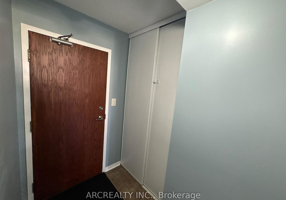 1625-parkway-pickering-ontario-e12352348