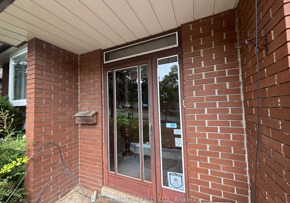 7-highcastle-road-scarborough-ontario-e12352473
