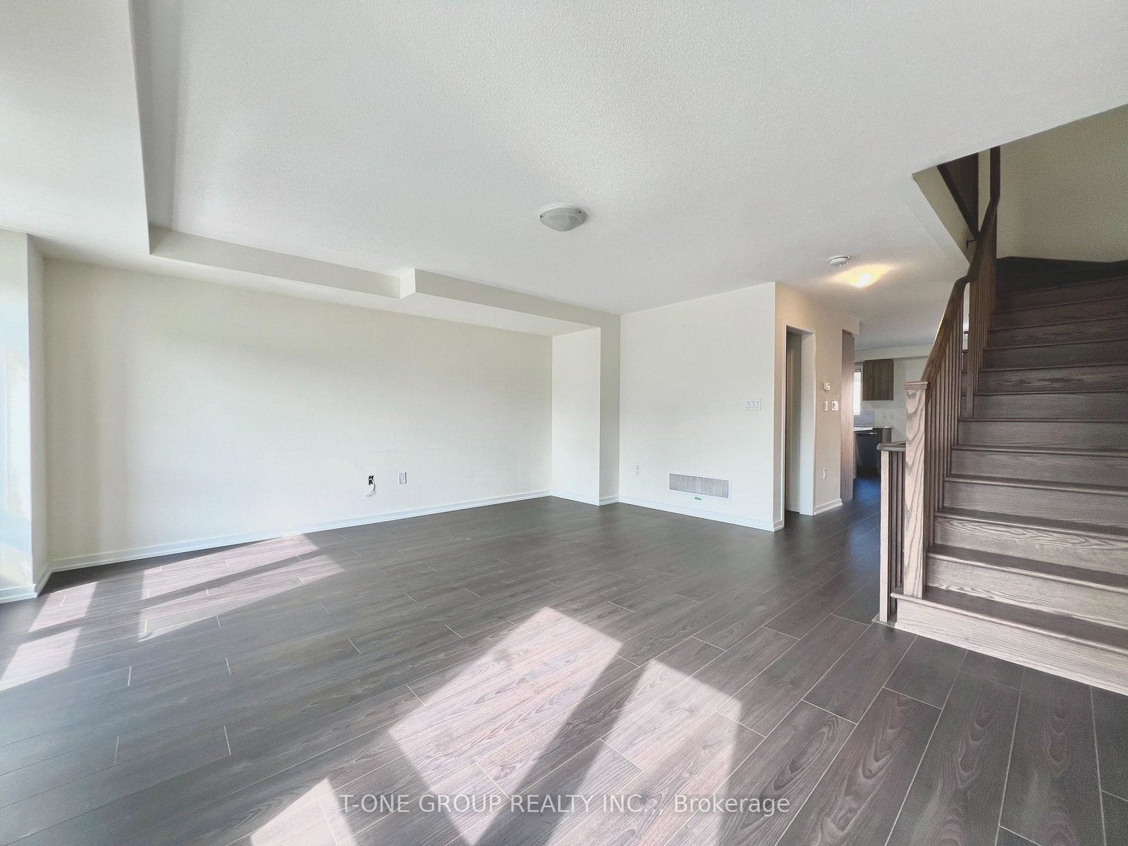 1336-bradenton-path-oshawa-ontario-e12352516