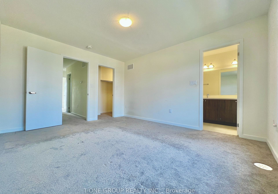 1336-bradenton-path-oshawa-ontario-e12352516