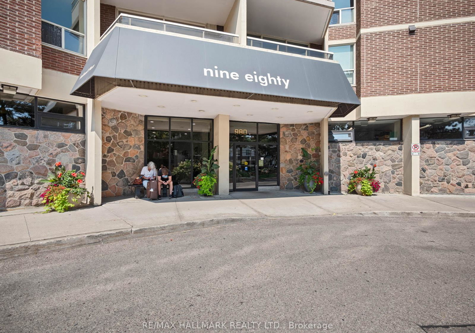 980-broadview-avenue-east-york-ontario-e12352557