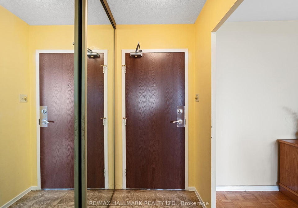 980-broadview-avenue-east-york-ontario-e12352557