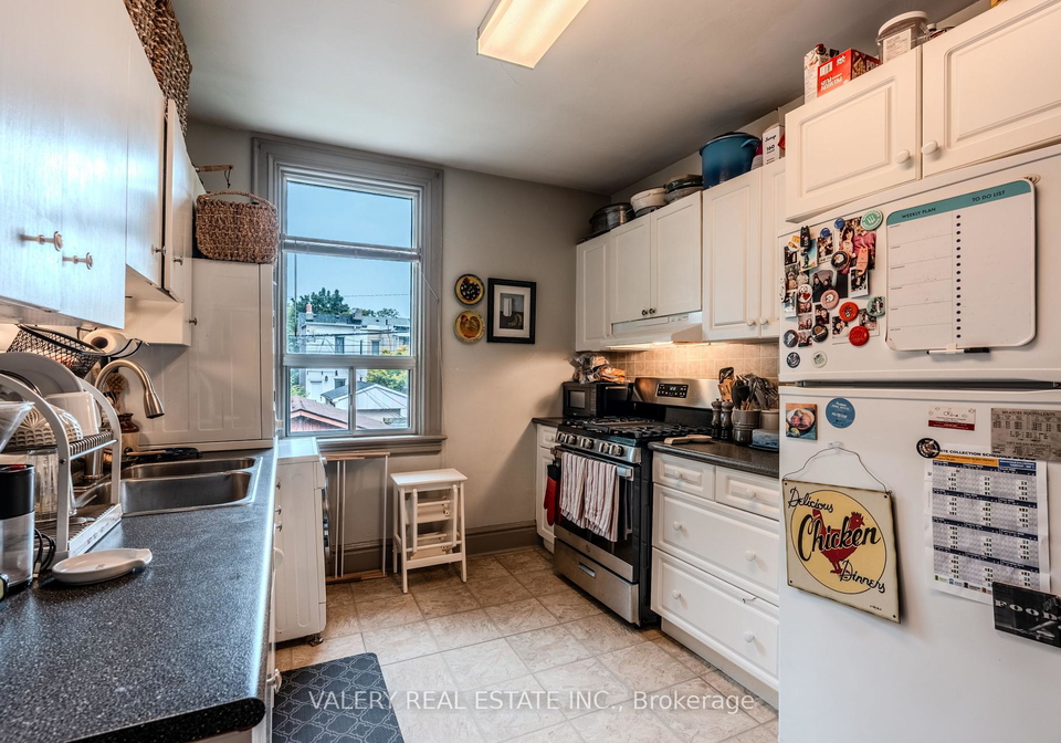 154-victor-avenue-toronto-ontario-e12352585