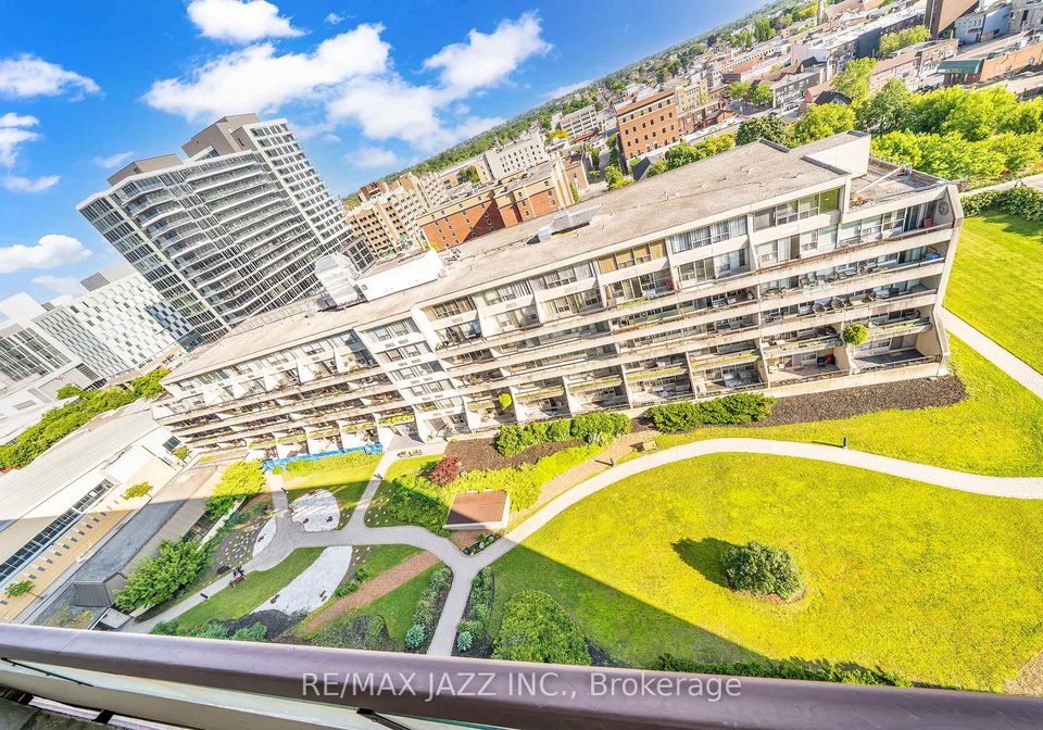55-william-street-e-oshawa-ontario-e12352587