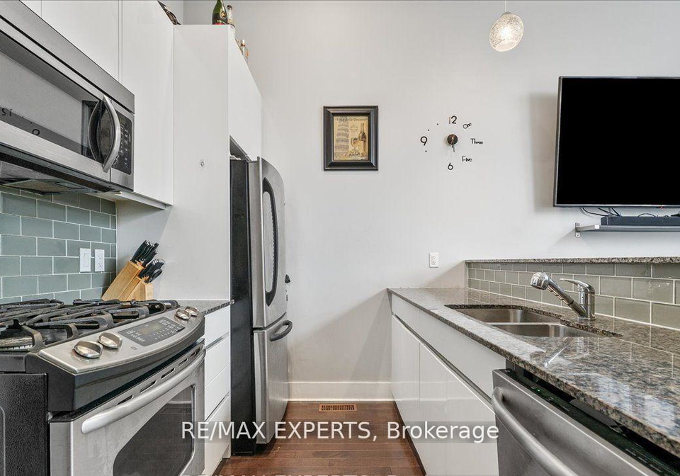 323-kingston-road-toronto-ontario-e12352671