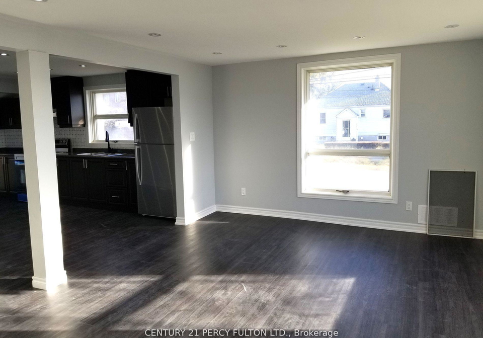 401-anderson-street-whitby-ontario-e12353299