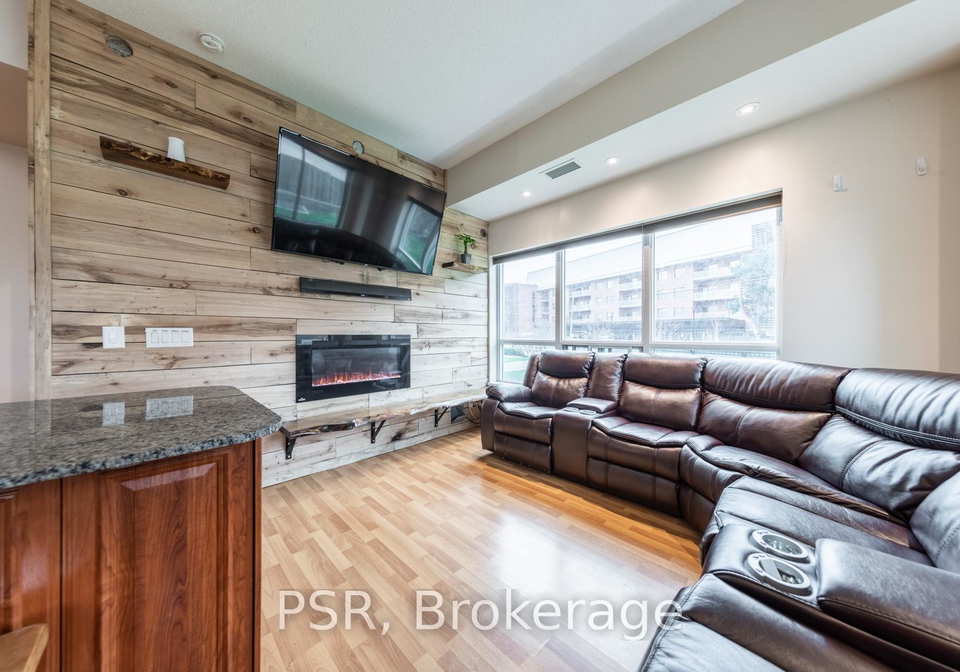 60-fairfax-crescent-scarborough-ontario-e12353637