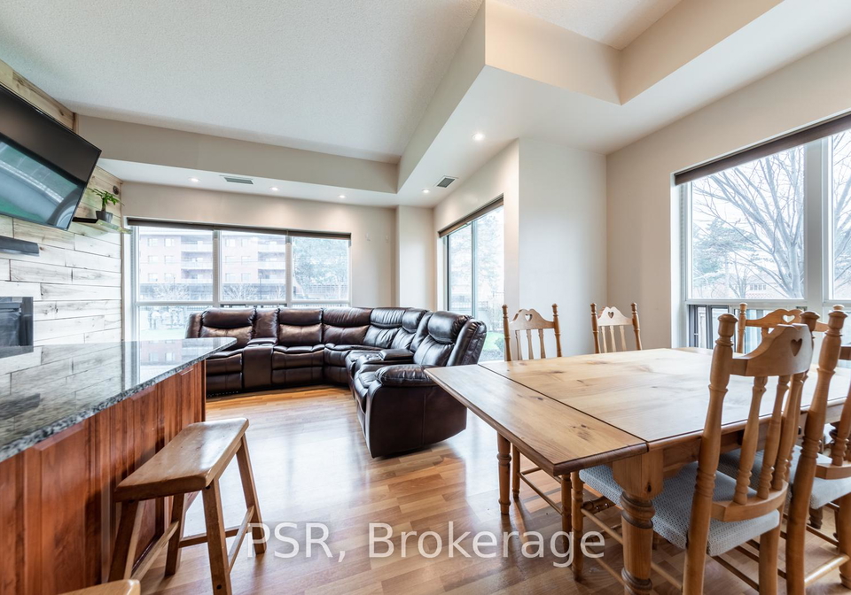 60-fairfax-crescent-scarborough-ontario-e12353637