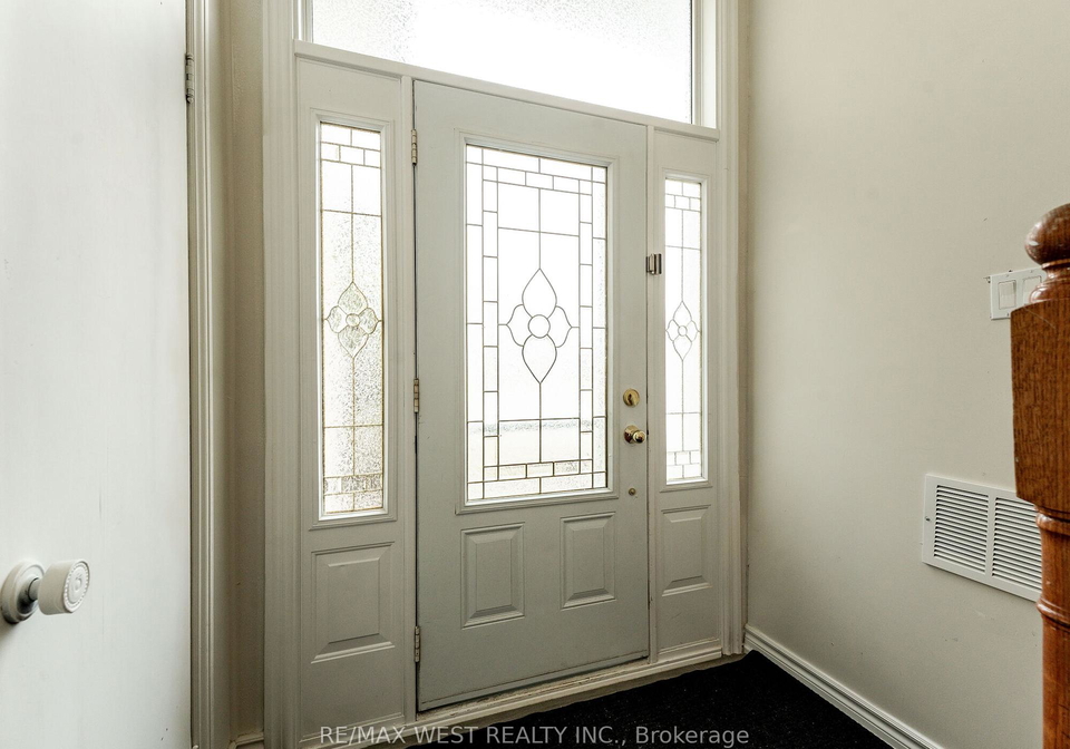 20-perivale-crescent-scarborough-ontario-e12353816