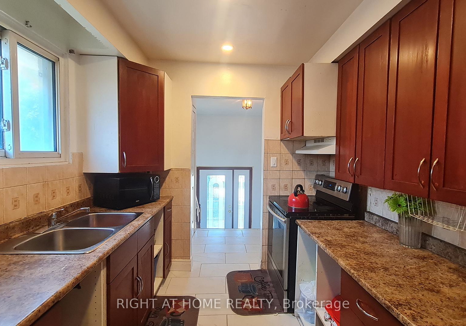55-littleleaf-drive-scarborough-ontario-e12353830