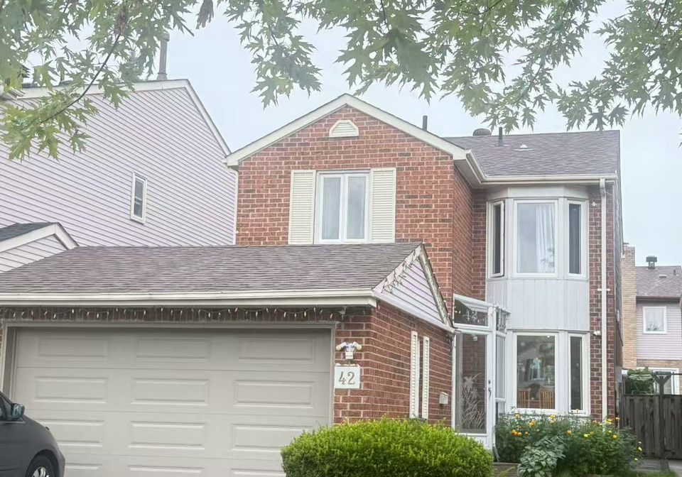 42-sandyhook-square-scarborough-ontario-e12354023