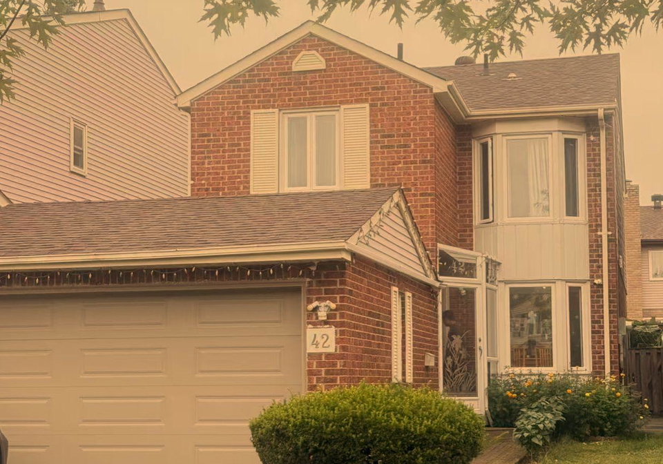 42-sandyhook-square-scarborough-ontario-e12354023