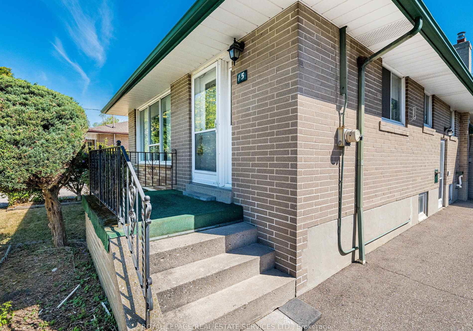 15-hughey-crescent-scarborough-ontario-e12354228