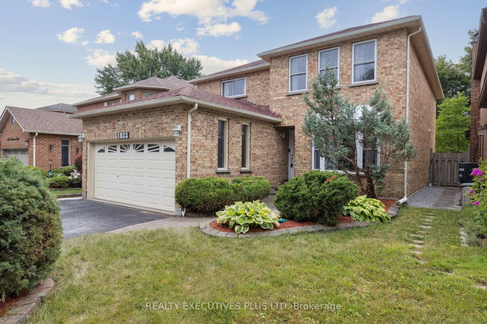 1822-forestview-drive-pickering-ontario-e12354276