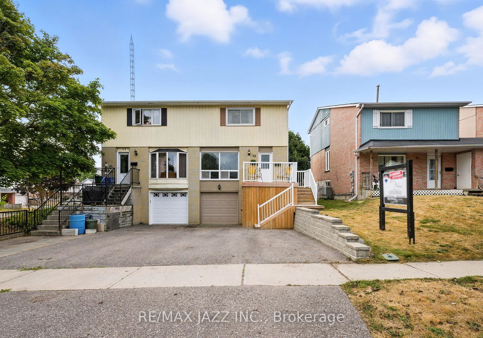 19-doreen-crescent-clarington-ontario-e12354479