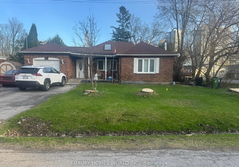 52-lamont-avenue-scarborough-ontario-e12354503