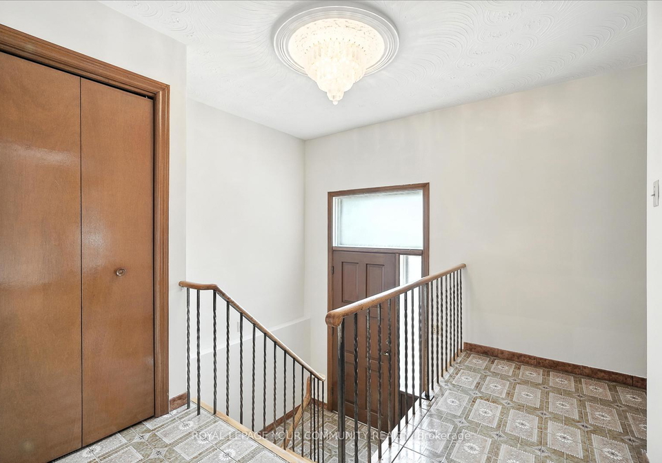 72-fred-bland-crescent-scarborough-ontario-e12354750