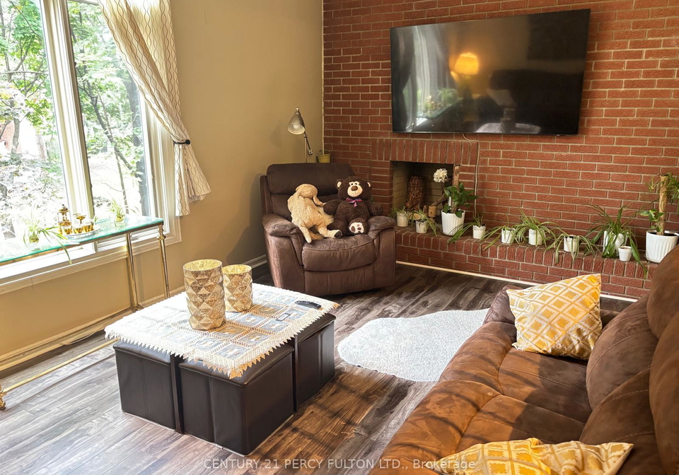 100-burrows-hall-boulevard-scarborough-ontario-e12355157