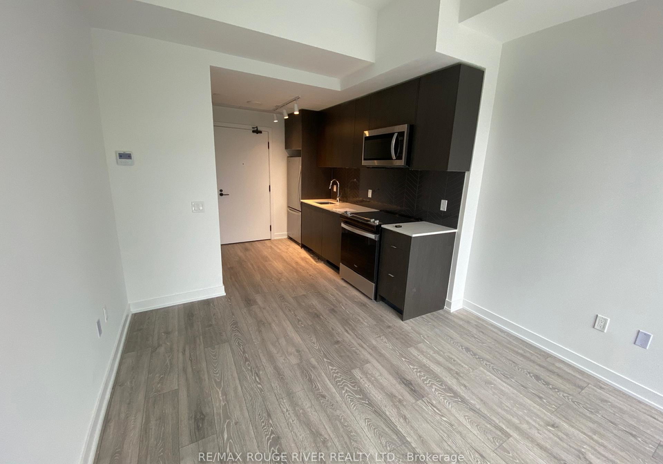 1604-charles-street-whitby-ontario-e12355237