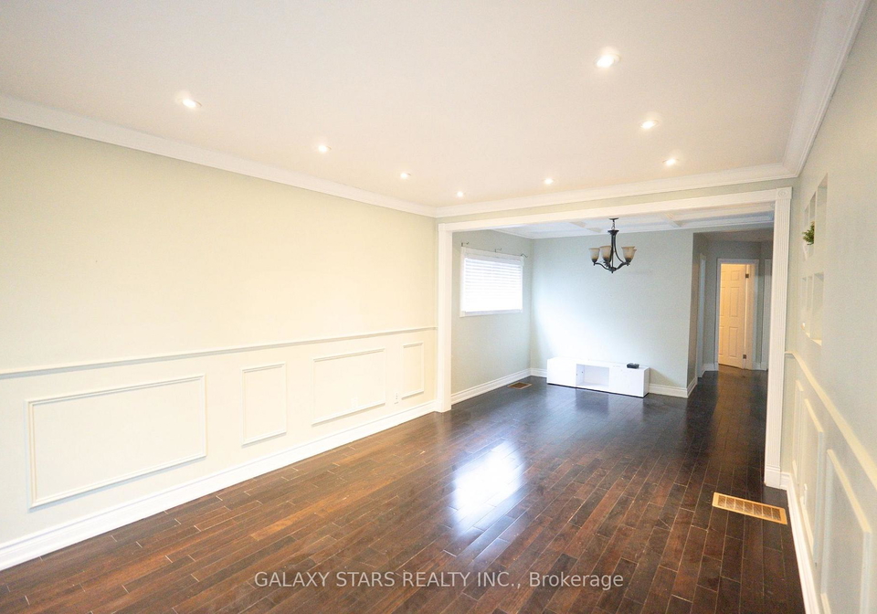1351-victoria-park-avenue-scarborough-ontario-e12355319