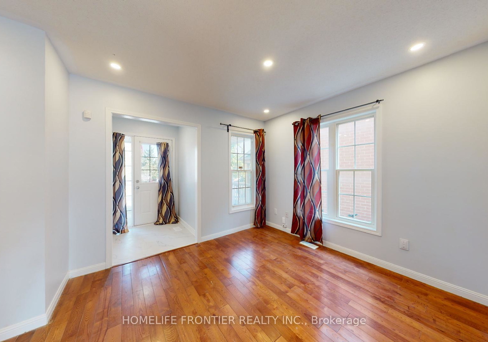 55-hyacinth-crescent-scarborough-ontario-e12355352