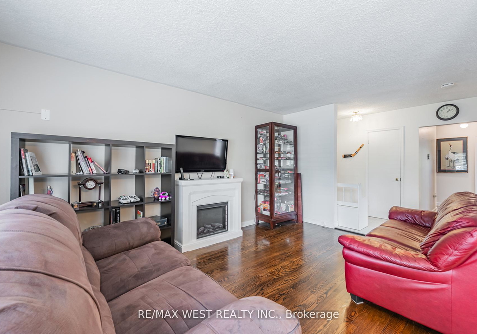 54-medley-crescent-scarborough-ontario-e12355583