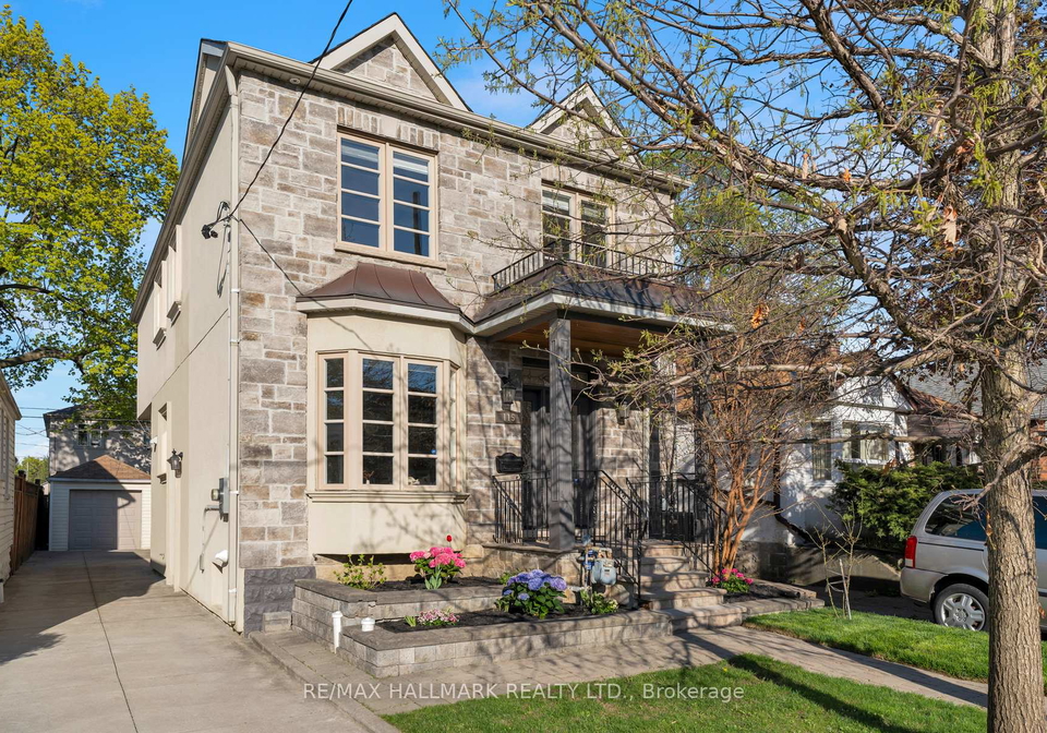 115-cadorna-avenue-east-york-ontario-e12355630