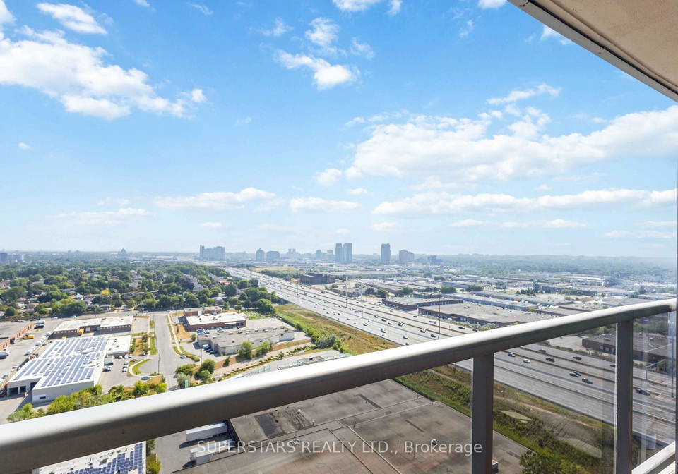 135-village-green-square-scarborough-ontario-e12356245