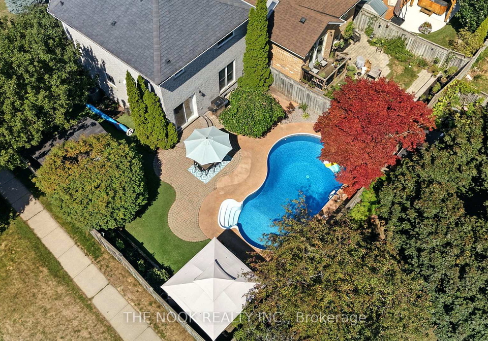 111-avondale-drive-clarington-ontario-e12357659