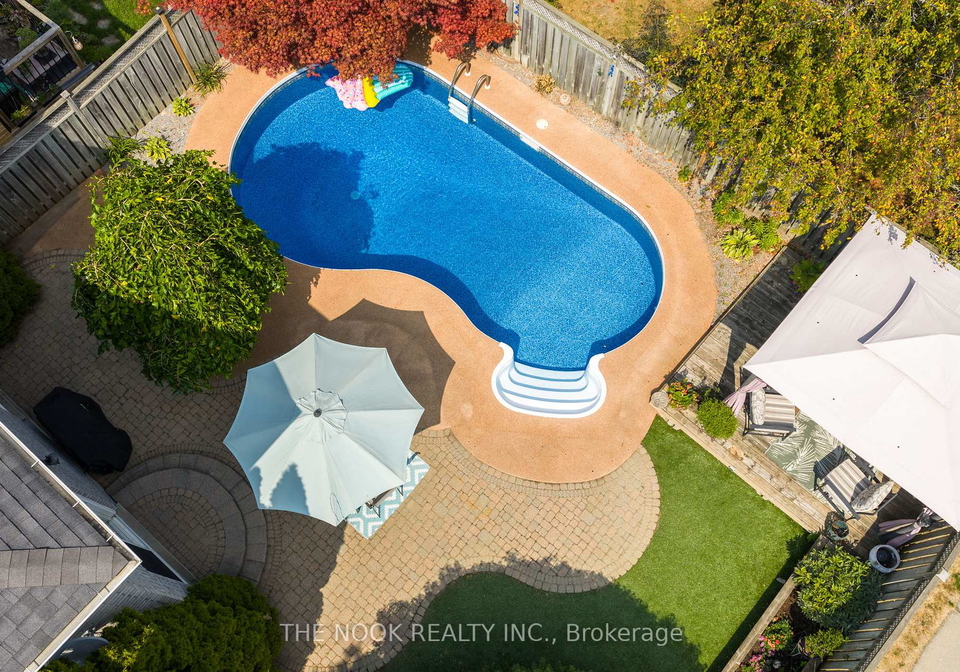 111-avondale-drive-clarington-ontario-e12357659