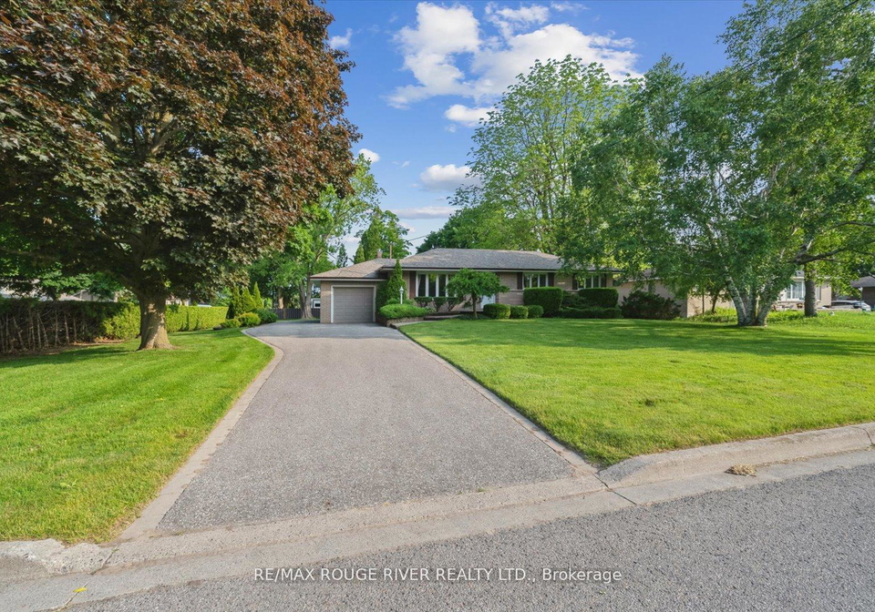 15-westwood-drive-whitby-ontario-e12357778
