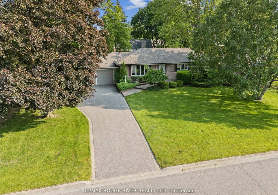 15-westwood-drive-whitby-ontario-e12357778