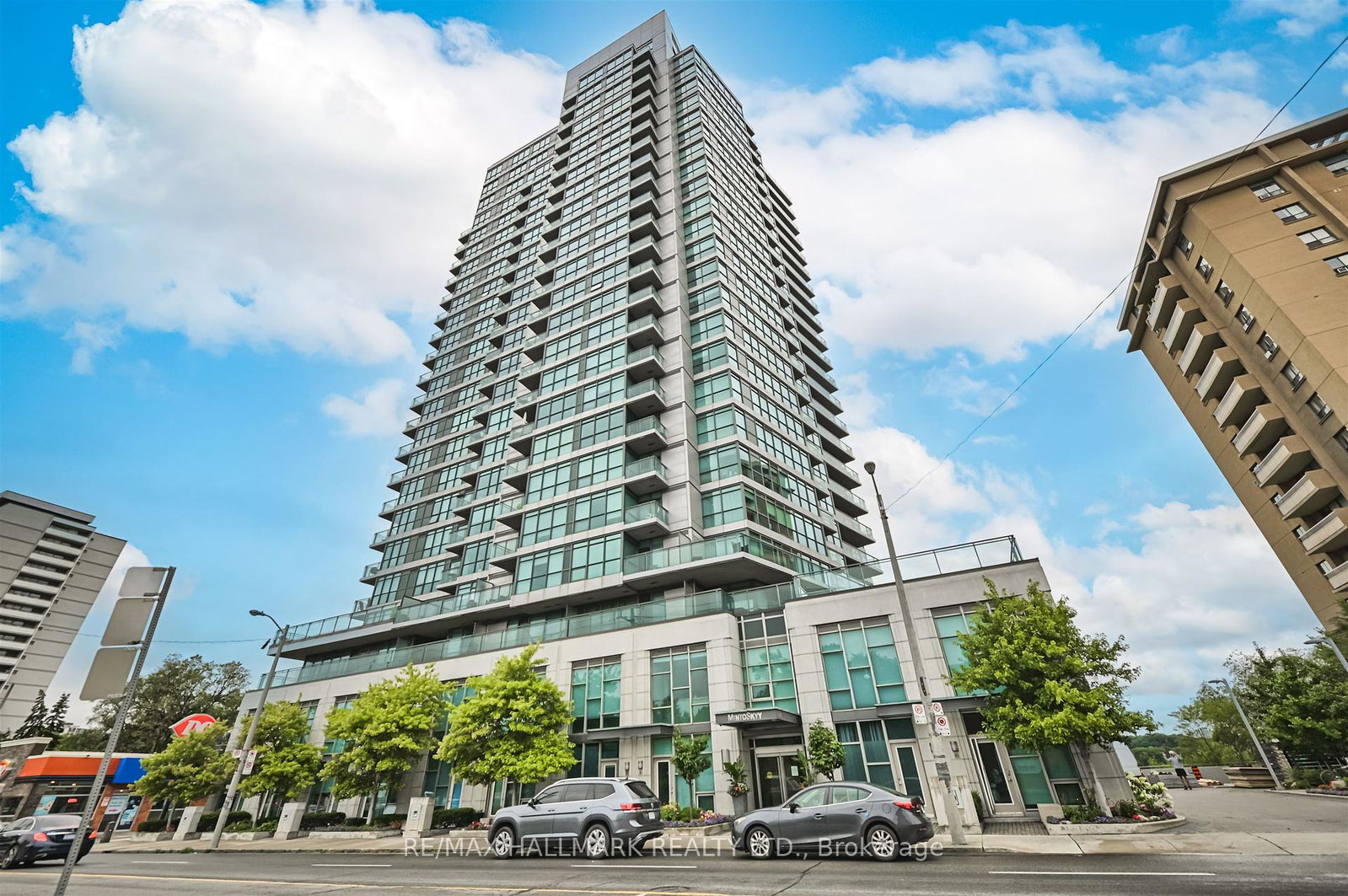 1048-broadview-avenue-east-york-ontario-e12357966