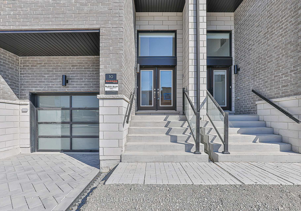 10-danielle-moore-circle-n-scarborough-ontario-e12357998
