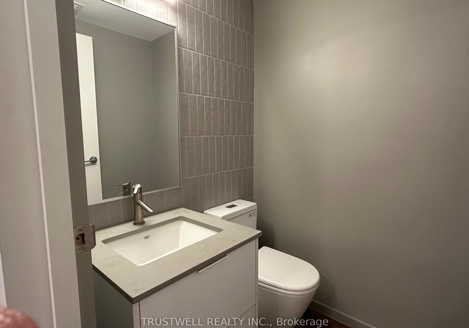 377-broadview-avenue-toronto-ontario-e12358244