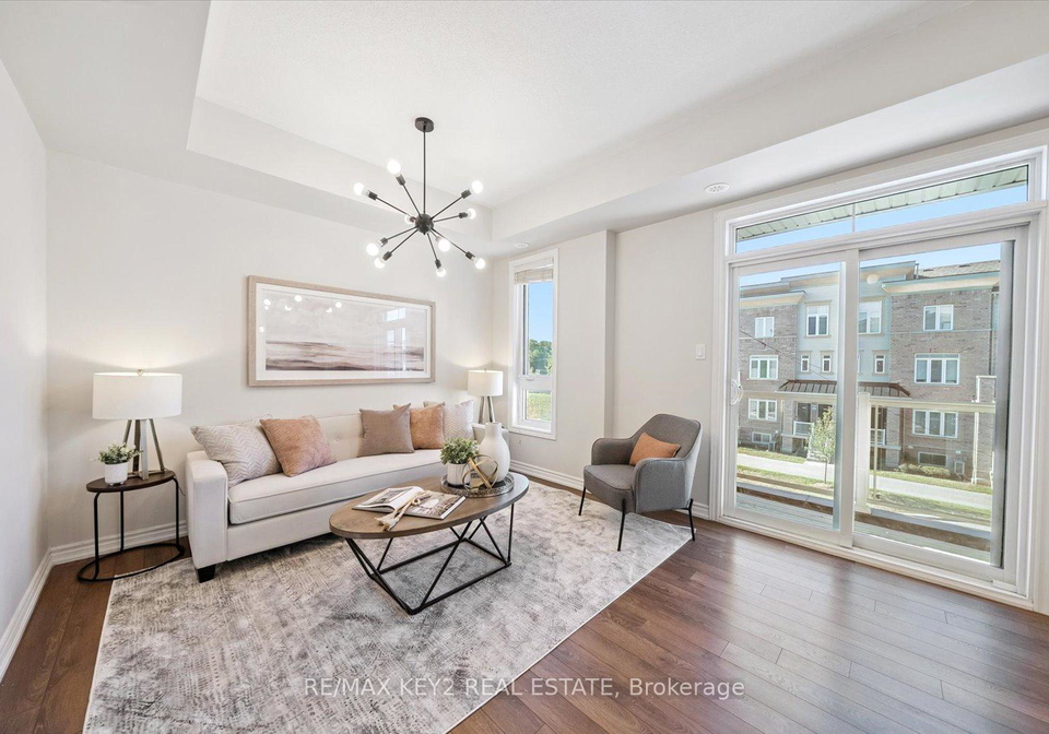 1704-grenwich-glen-pickering-ontario-e12359029