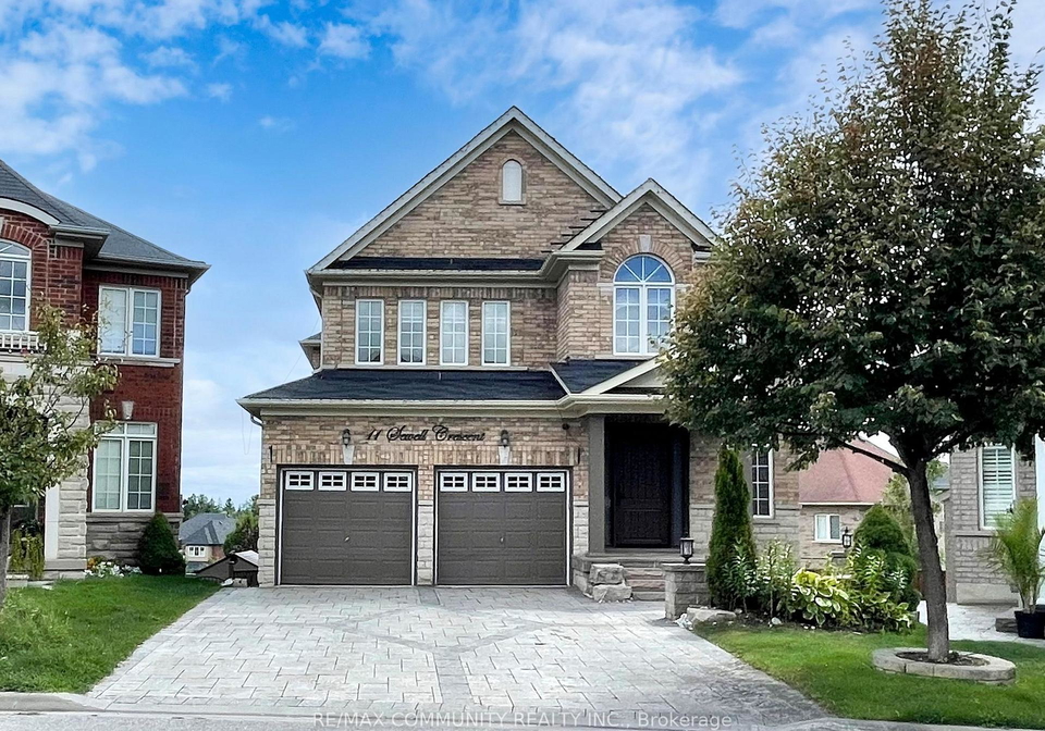 11-sewell-crescent-ajax-ontario-e12359099
