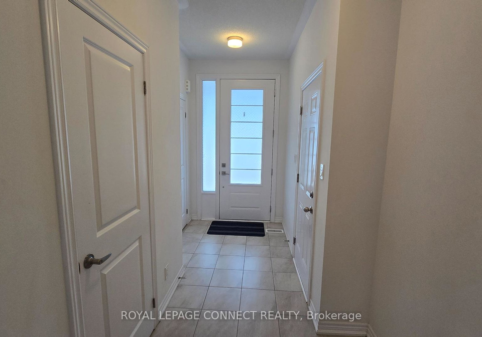 2042-cameron-lott-crescent-oshawa-ontario-e12359191