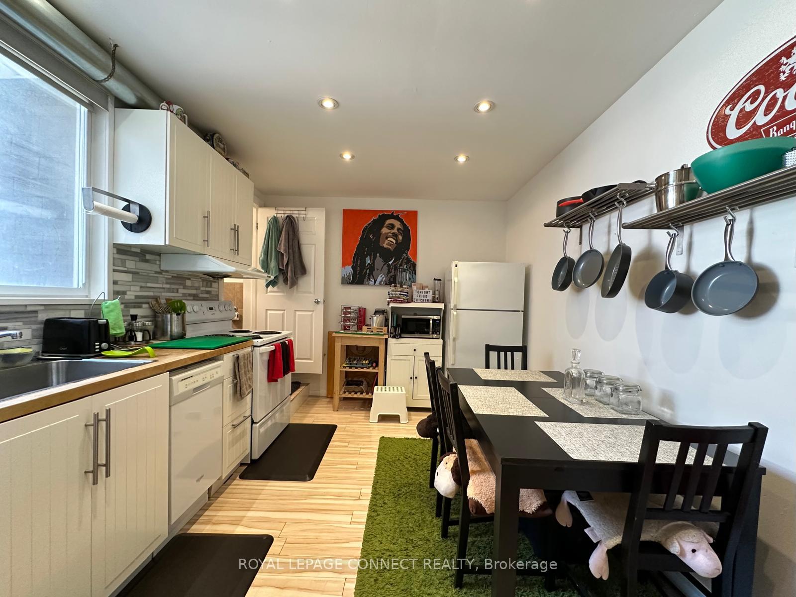 3-pape-avenue-toronto-ontario-e12359898