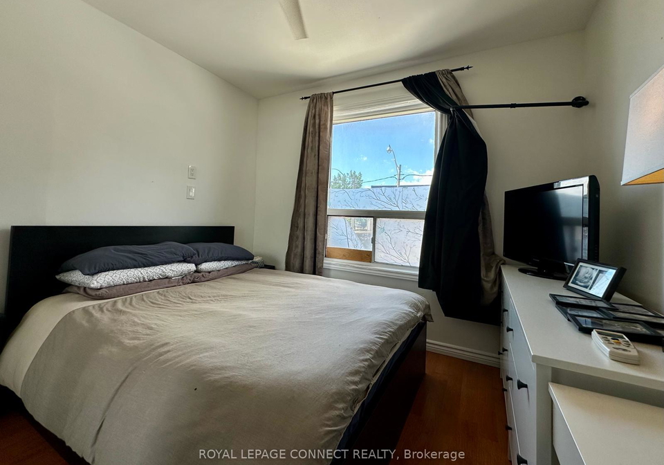 3-pape-avenue-toronto-ontario-e12359898