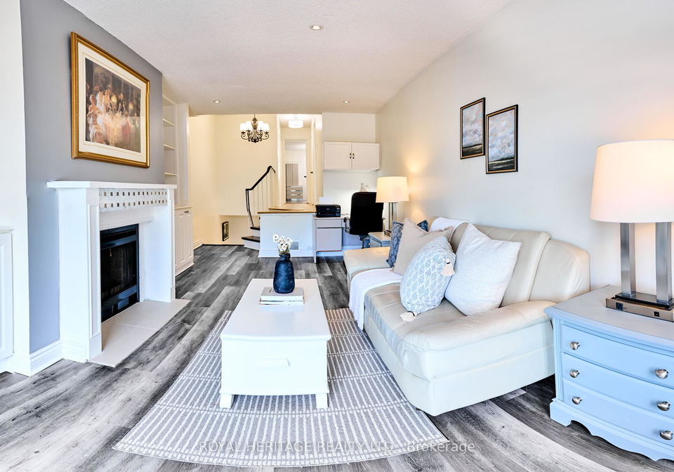 2136-duberry-drive-pickering-ontario-e12359952