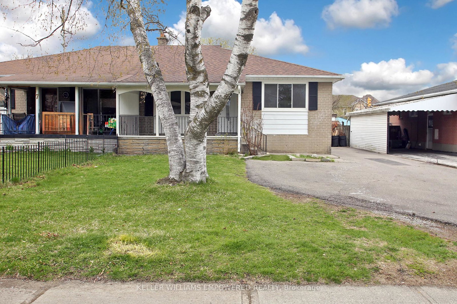 5-tulloch-drive-ajax-ontario-e12359983
