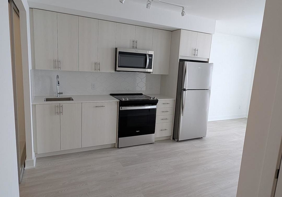 2545-simcoe-street-n-oshawa-ontario-e12360411