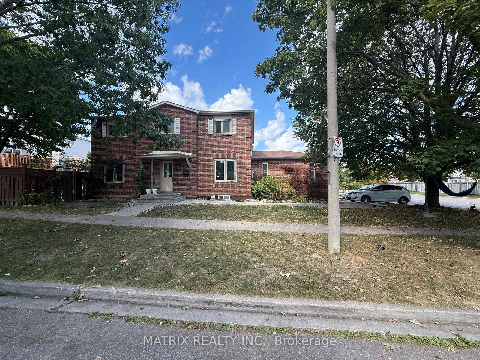 1604-rayleen-crescent-pickering-ontario-e12361419