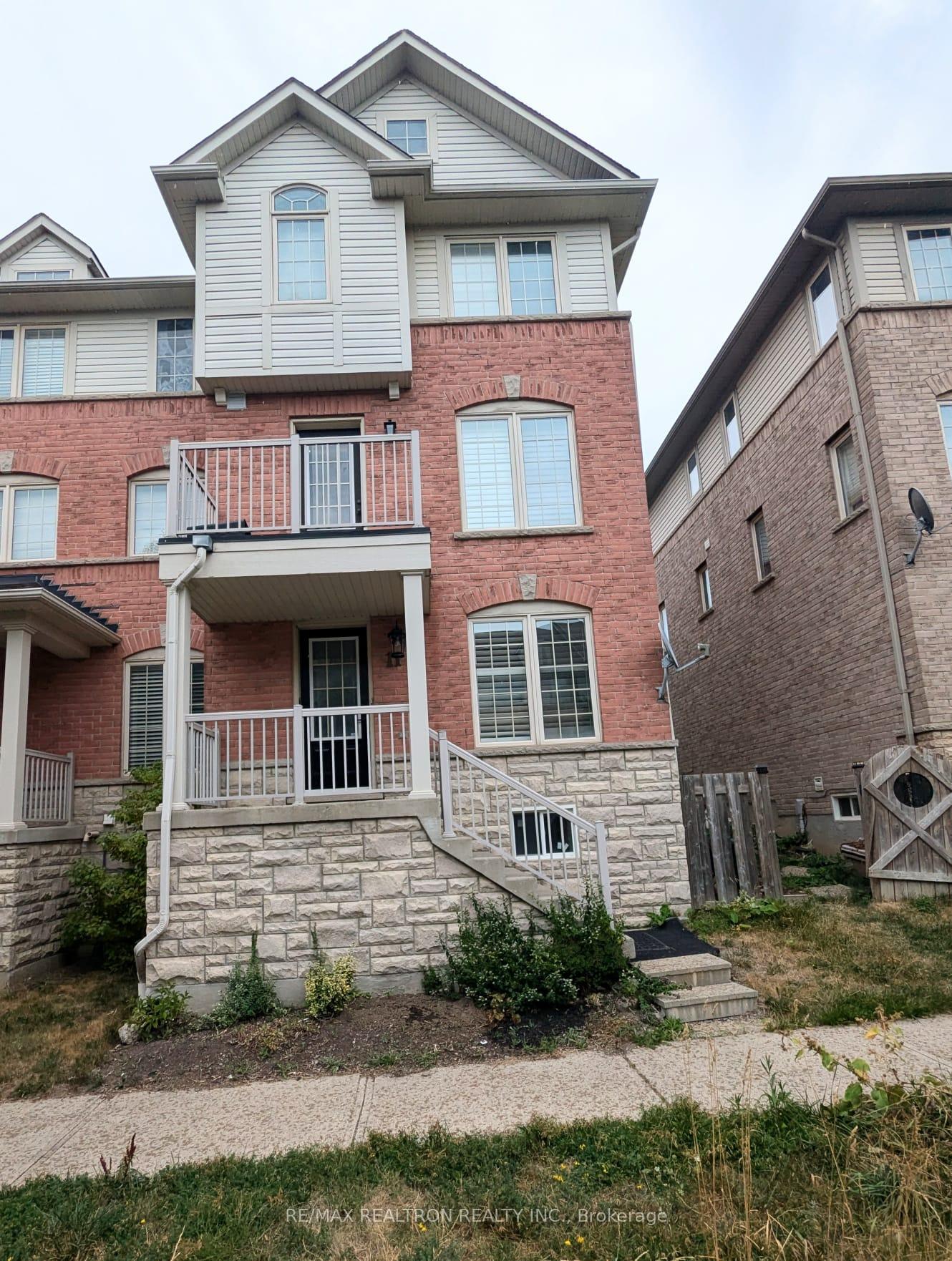 11-hesketh-road-ajax-ontario-e12361478