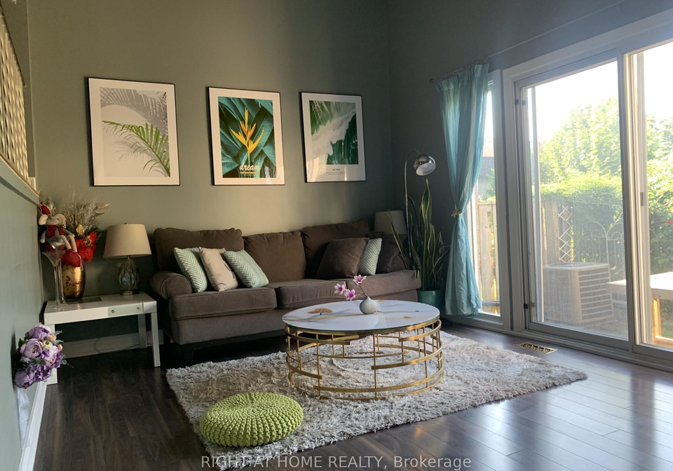 44-chester-le-boulevard-scarborough-ontario-e12361547