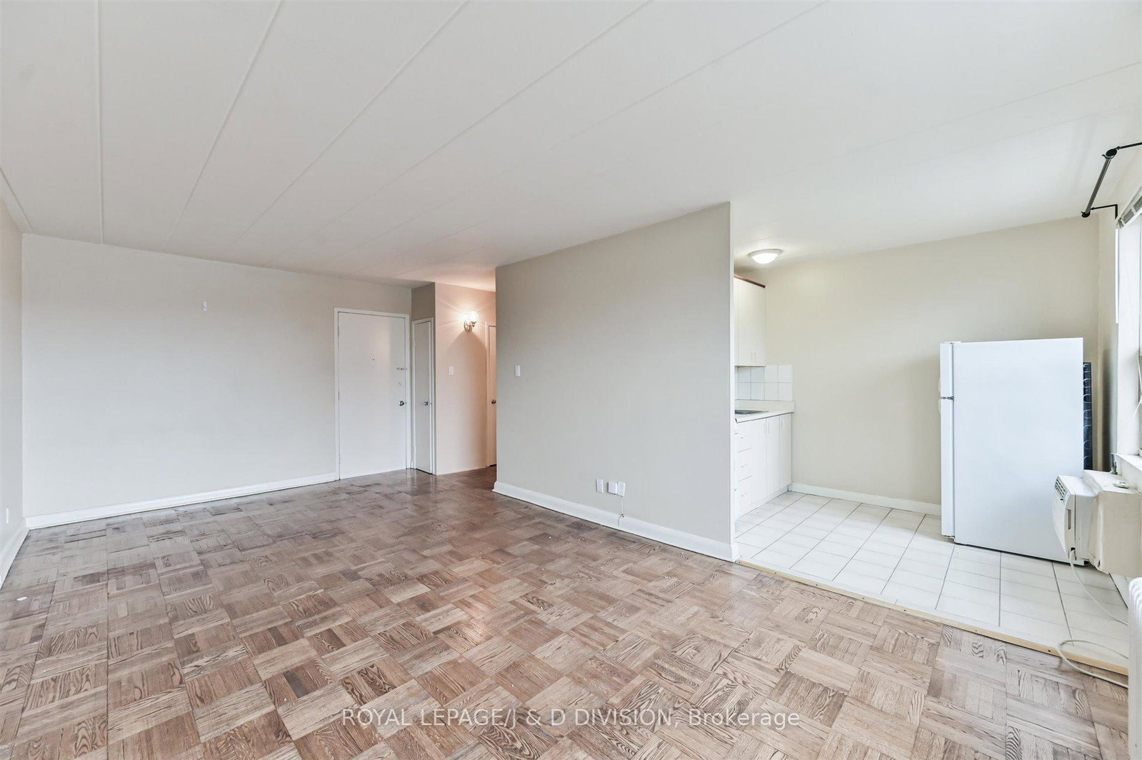 325-sammon-avenue-east-york-ontario-e12363126